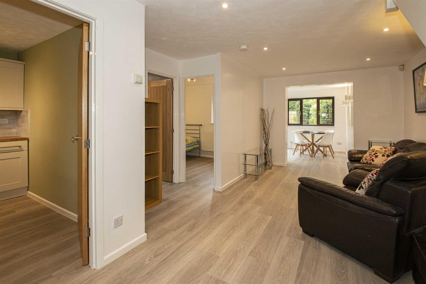 Caesars Close, Bancroft, Milton Keynes